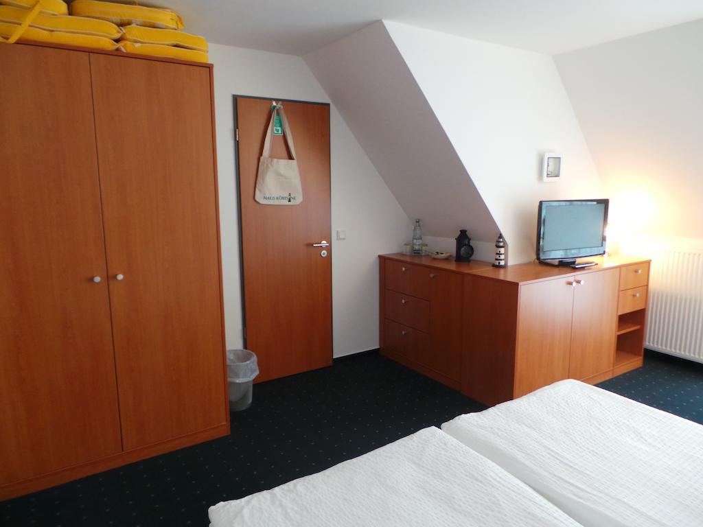 Haus Koebesine Hotel Juist Szoba fotó