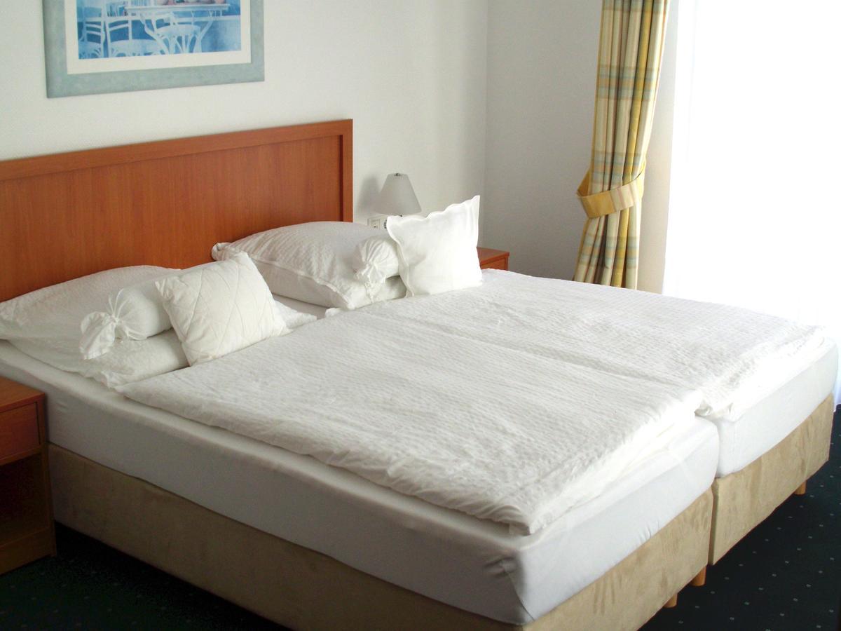Haus Koebesine Hotel Juist Kültér fotó